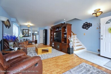 26 Sharrotts Rd, Staten Island, NY 10309 - photo 6