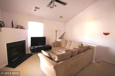 25280 Lake Shore Square unit 200, Chantilly, VA 20152 - photo 3