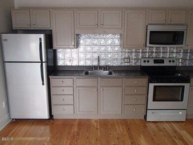 Kitchen1.JPG