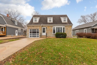 329 Plainview St, Owatonna, MN 55060 - photo 2