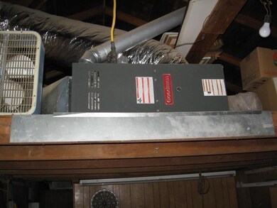 2230 Vine Ave, Klamath Falls, OR 97601 - photo 7