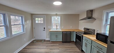 19 East Rd unit 2, Westminster, MA 01473 - photo 3