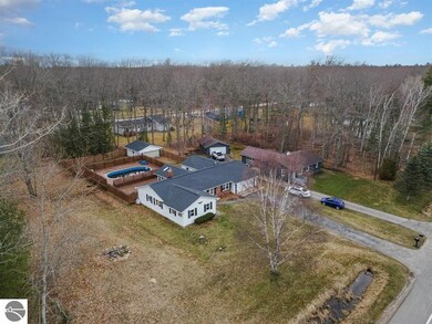 6369 Us-23 N, Oscoda, MI 48750 - photo 3