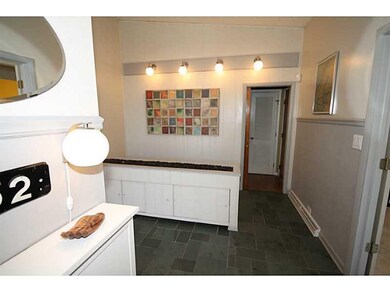 2585 Chestnut St, Columbus, IN 47201 - photo 4