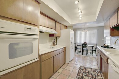 6 Kitchen 3