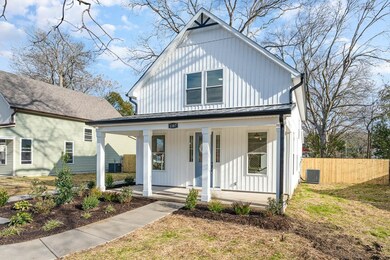 3 BEDROOMS, 2 1/2 BATHS, 1,727 SF