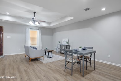 1404 Howard St-6