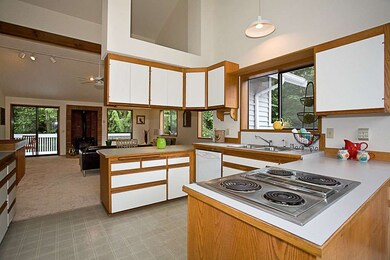 5026 142nd St SW, Edmonds, WA 98026 - photo 4