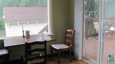 Dining Area to Deck