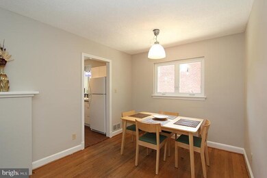811 Larch Ave, Takoma Park, MD 20912 - photo 5
