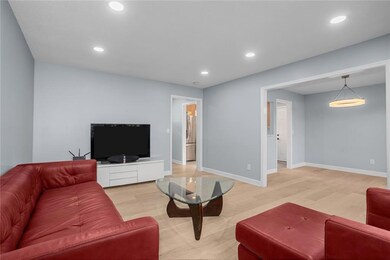 11308 W 73rd St, Shawnee, KS 66203 - photo 4