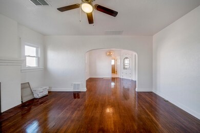 2708 Gold Ave, El Paso, TX 79930 - photo 5