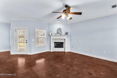 5-web-or-mls-218 Jacks Pl-5