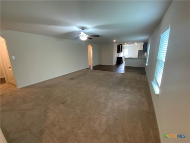 208 Allington Cir, Jarrell, TX 76537 - photo 2