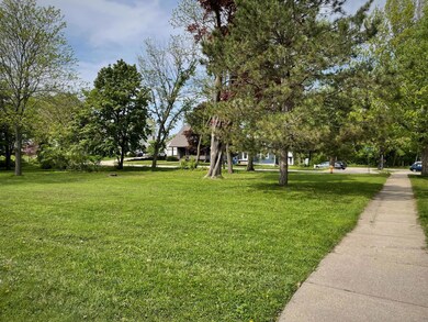 1161 Oak St, Red Wing, MN 55066 - photo 2