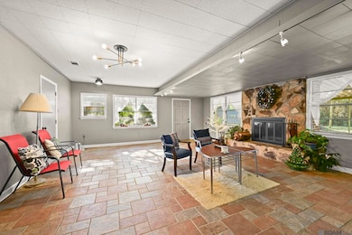 2815 Anita Cir, Baton Rouge, LA 70805 - photo 3