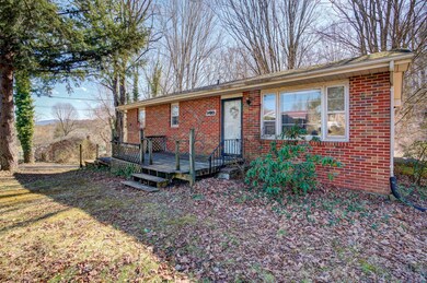 1410 Stoneybrook Dr, Johnson City, TN 37601 - photo 3