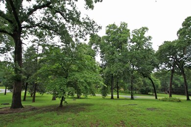 1507 Jeff Davis Dr, Tyler, TX 75703 - photo 3