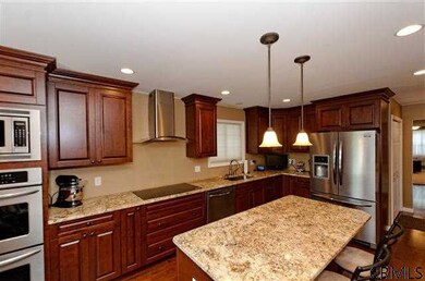 58 Laura Dr, Latham, NY 12110 - photo 2