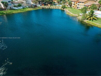 15430 SW 82nd Ln unit 612, Miami, FL 33193 - photo 4