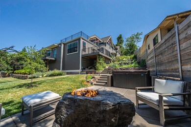 Fire Pit, Hot Tub, Gardens