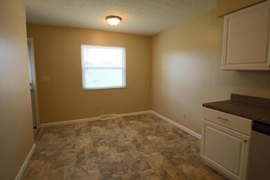 3943 Beulah Rd unit 945, Columbus, OH 43224 - photo 7