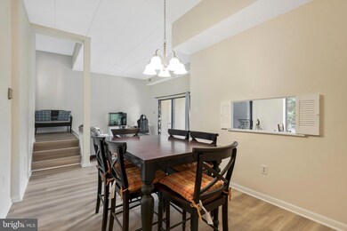 120 Roberts Ln unit 101, Alexandria, VA 22314 - photo 6