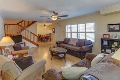 Patio to front door MLS 1918 Stratford W