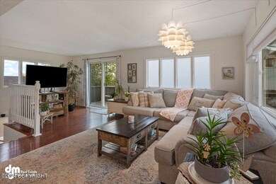 07-Living room_SLS_-0880