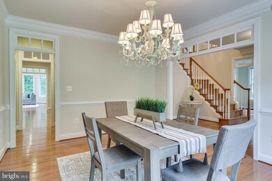 5832 Fitzhugh St, Burke, VA 22015 - photo 6