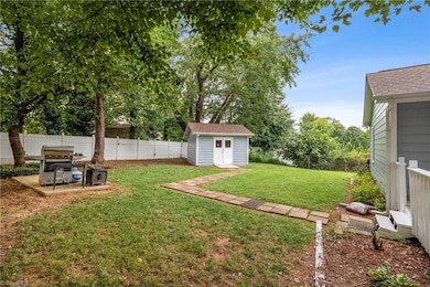 1326 Cushing St, Greensboro, NC 27405 - photo 7