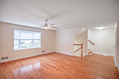 10 Crestview Cir, Londonderry, NH 03053 - photo 5