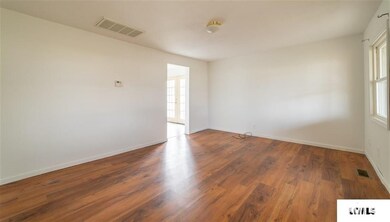 703 Clinton St, Lincoln, IL 62656 - photo 7