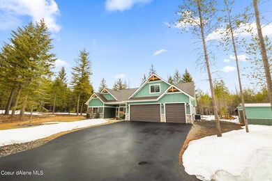 20956 N CEMBRA RD Driveway