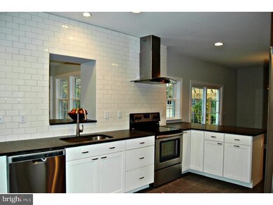 2120 Delaview Ave, Wilmington, DE 19810 - photo 3