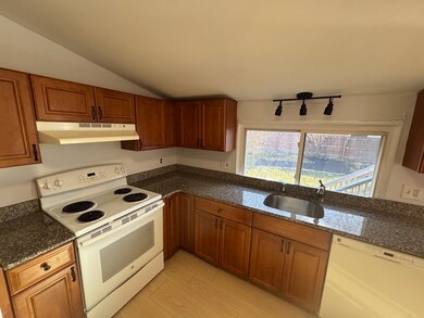 8 Glen Ave unit 2, Melrose, MA 02176 - photo 7