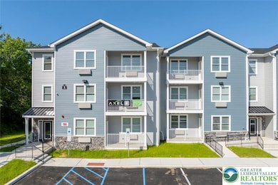 948 N Front St unit C-5, Allentown, PA 18102 - photo 2