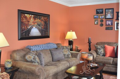 6203 Timmy Ct, Louisville, KY 40219 - photo 6