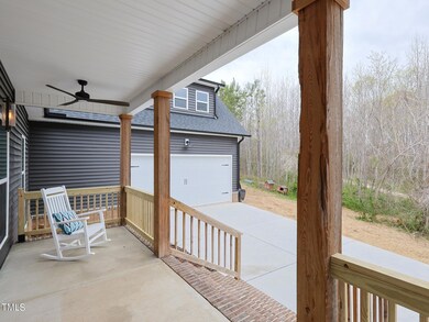 007_310_Sutton_Rd_Front_of_House