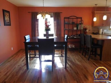 4101 SW Misty Harbor Ave, Topeka, KS 66610 - photo 5