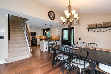 1 Hickory Ln, Webster, MA 01570 - photo 2