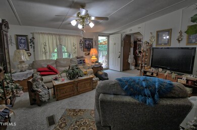 IMG_8965_6_7_easyHDR