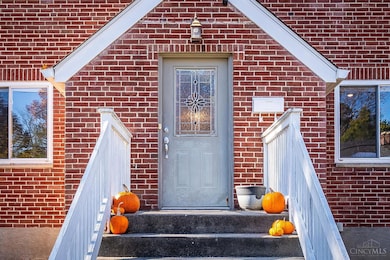 6643 Sampson Ln, Cincinnati, OH 45236 - photo 3