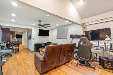 99-46 163rd Dr, Jamaica, NY 11414 - photo 2