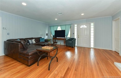 817 SW Saint Lucie Crescent, Stuart, FL 34994 - photo 7