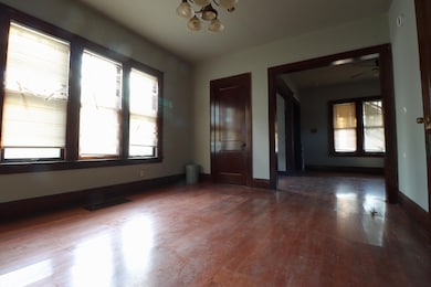 1314 N 22nd St, Milwaukee, WI 53205 - photo 2