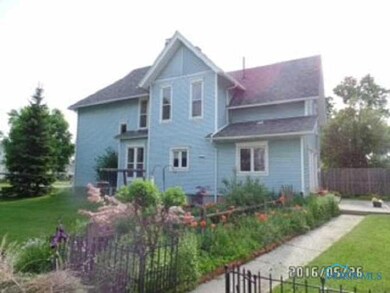 305 E Church St, West Unity, OH 43570 - photo 4