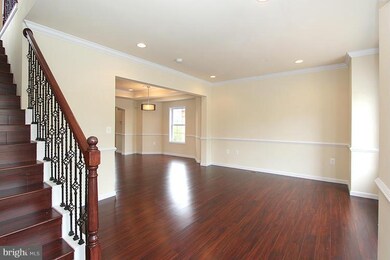 5057 D St SE, Washington, DC 20019 - photo 4