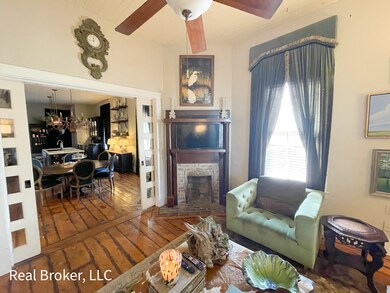 216 Bonaventure Rd, Thunderbolt, GA 31404 - photo 3