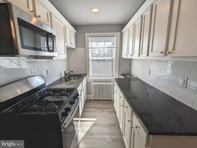 401 Montgomery St unit 4, Laurel, MD 20707 - photo 4